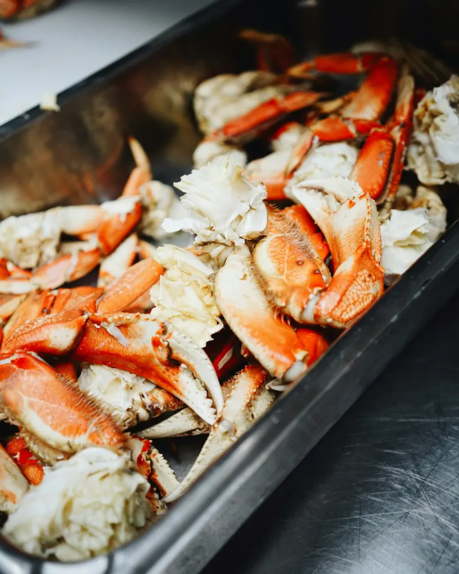 Cooked crabs